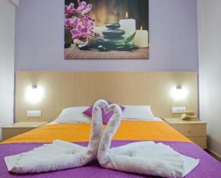 Margarita Studios & Apartments