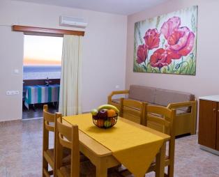 Margarita Studios & Apartments