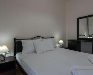 Paliochora Apartments