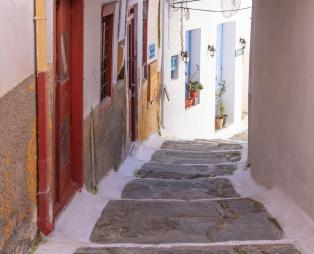 Τζια: Το νησί με τα δύο ονόματα και την άγρια ομορφιά