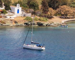 Τζια: Το νησί με τα δύο ονόματα και την άγρια ομορφιά