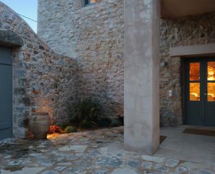 Eleanthi Residence