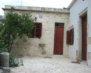 Patriko - Traditional Stone Residence