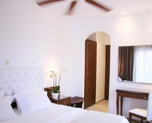 Armata Boutique Hotel