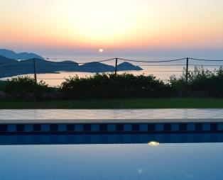 Okeanides Villas