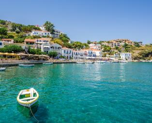 Daily Mirror: Τα μυστικά του ελληνικού νησιού όπου οι κάτοικοι «ζουν αιώνια»