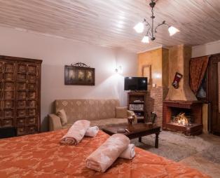 Lykovrisi Guest House I