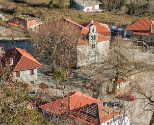 Άρτα: Στην πόλη με το περίφημο γεφύρι και τη βυζαντινή παράδοση