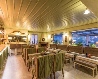 Boutique Hotel Skamnos