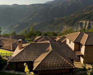 Πλειάδων Γη Mountain Resort & Spa: Ένα πολυτελές καταφύγιο στα Τρίκαλα Κορινθίας