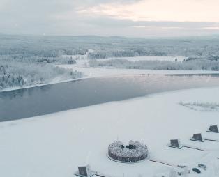 Arctic Bath: Το απίστευτο πλωτό ξενοδοχείο στον Αρκτικό Κύκλο
