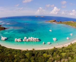 Conde Nast Traveler: Αυτό είναι το ελληνικό νησί με τις καλύτερες παραλίες του κόσμου