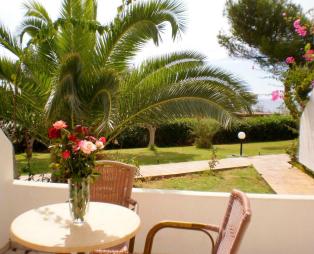 Oasis Hotel
