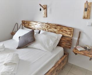 Onar Syros - Rustic Rooms