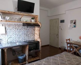 Onar Syros - Rustic Rooms