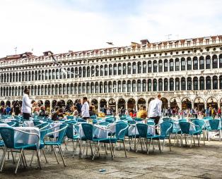 Βενετία: Ένα ταξίδι στο χρόνο και τη φαντασία