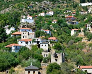 Πάρνωνας: Απόδραση στο ανεξερεύνητο βουνό της Πελοποννήσου