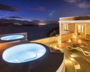 Caldera's Dolphin Suites