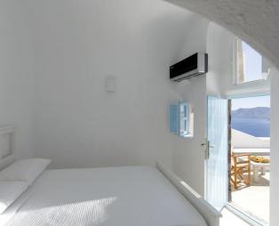 Cave Agapi Santorini