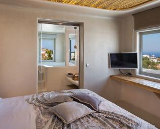 Senses Luxury Houses