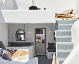 Virginia's Cave Villas