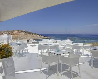 Minois Sugarcube Suites: Ανακαλύψτε την ουσία της κυκλαδίτικης ζωής στην Πάρο