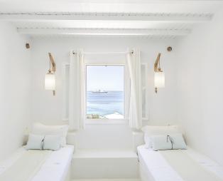 Minois Sugarcube Suites: Ανακαλύψτε την ουσία της κυκλαδίτικης ζωής στην Πάρο