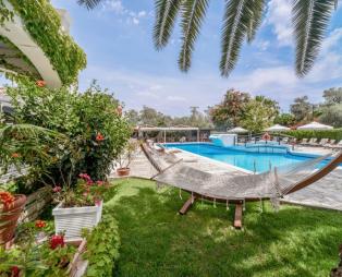 Paxos Club Resort & SPA