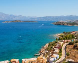 Άγιος Νικόλαος: Ξακουστός για τις παραλίες του