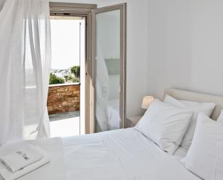 White Tinos Luxury Suites: Ο δικός σου παράδεισος στην Τήνο