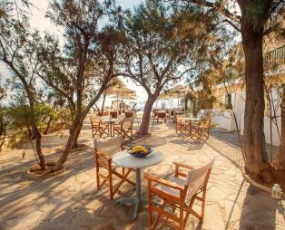 Cavos Bay Hotel & Studios: Ζήστε τις απόλυτες διακοπές στην Ικαρία