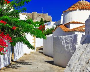 Insider: 8 προορισμοί στην Ελλάδα για να αποφύγεις τους τουρίστες