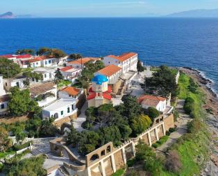 Κύθνος: Προσιτή και γεμάτη εκπλήξεις