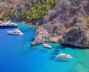 Σύμη: Έρωτας με την πρώτη ματιά