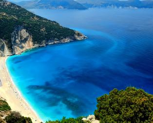 Ταξιδιωτικό περιοδικό της Τσεχίας ανέδειξε τις 10 καλύτερες παραλίες της Ελλάδας
