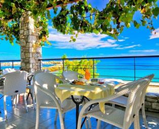 Manthos Blue Hotel