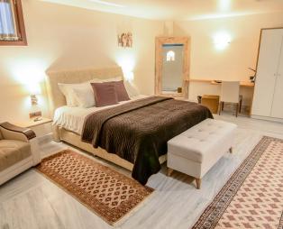 Valeni Boutique Hotel