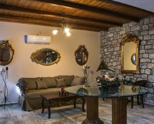 Εν Πλώ Luxury Suites: Ταξίδι στο Ομηρικό Οίτυλο