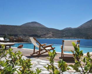 Εν Πλώ Luxury Suites: Ταξίδι στο Ομηρικό Οίτυλο