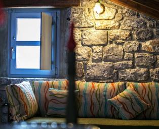 Εν Πλώ Luxury Suites: Ταξίδι στο Ομηρικό Οίτυλο
