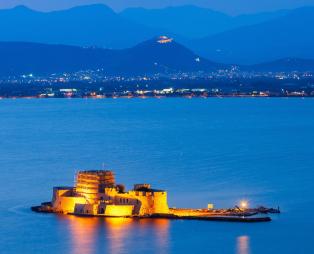 Ύμνος του CNN στην Ελλάδα - Τα 3 μέρη που προτείνει για ταξίδι το 2021