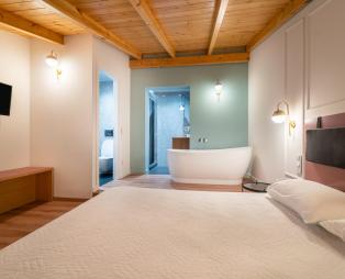 Allure Central Boutique Hotel