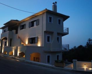 Lagkada Suites