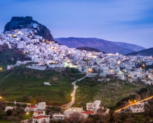 Telegraph: Τα 15 top ελληνικά νησιά για ταξίδια μετά την πανδημία
