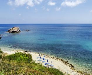 Δύο «κρυφές» ελληνικές παραλίες στις top 10 της Ευρώπης