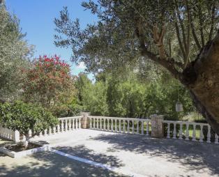 Liostasi Maison Provencale