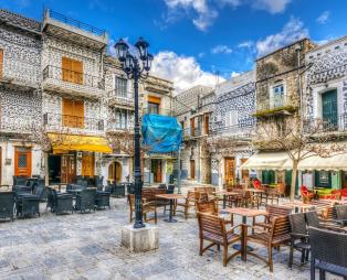 Πυργί: Το «ζωγραφιστό χωριό» της Ελλάδας που μοιάζει με έργο τέχνης