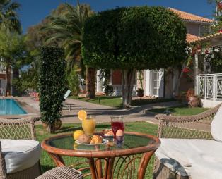 Aeolos Boutique Hotel & Suites