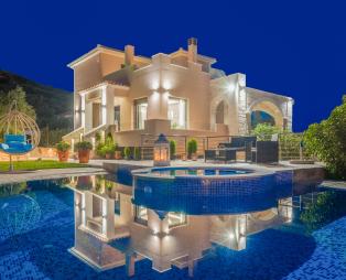 Romanza Luxury Villa