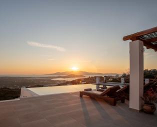 Naxos Skyline Villas